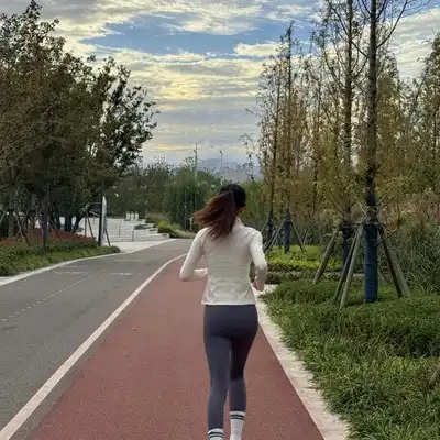 萧娜